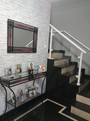 Imagem 11 de 19 de Casa À Venda Na Rua Cristino Castro, Cidade Aracilia, Guarulhos - Sp - Liv-15785