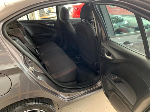 Fiat Cronos Precisión 1.8 16v Manual