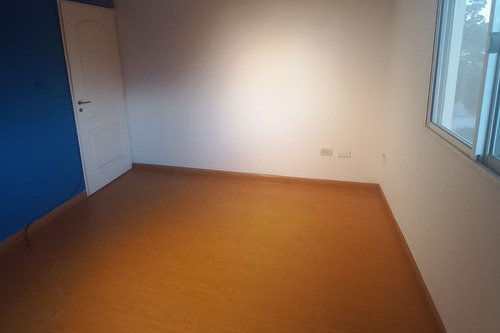 Venta Duplex 4 Ambientes Jardin Cochera Jacuzzi