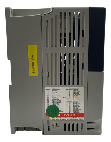 22b-d4p0n104 Allen Bradley (Usado)