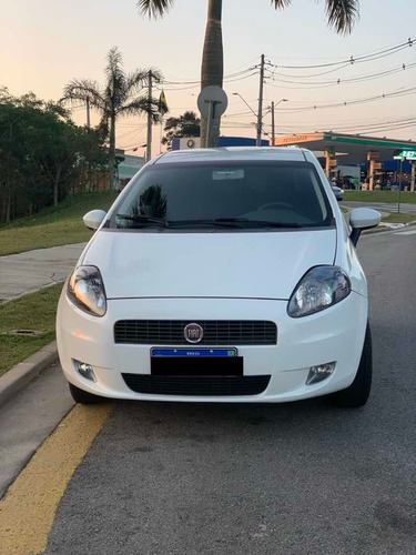 Fiat Punto 2011 1.4 Attractive Flex 5p