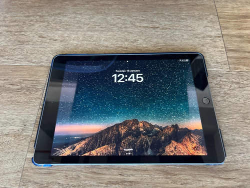 iPad 9.7 (5 Gen) 128 Gb