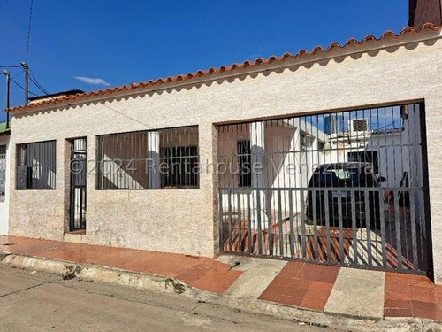 Casa En Venta Flor Amarillo Valencia Carabobo Con Pozo Patio 