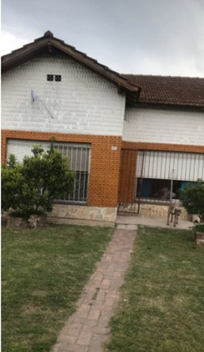 Imagen 2 de 12 de Casa 3 Amb Oportunidad!!! En Grande