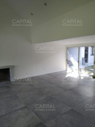 Imagen 16 de 23 de Casa De Tres Dormitorios A Metros Del Mar - Tio Tom