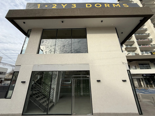 Se Arriendan Locales Desde 37m2, Boulevard 5 Oriente, Viña.