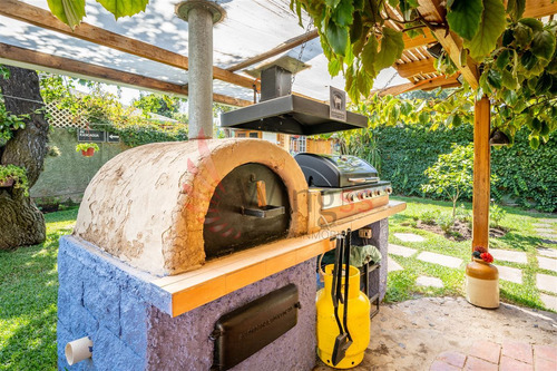 Casa En Venta En La Reina