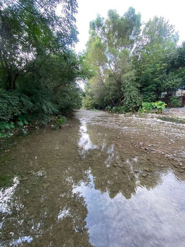 Terreno En Venta En Bosques De San Pedro En Guadalupe