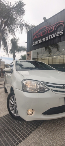 Imagen 7 de 15 de Toyota Etios 2016 1.5 Xls