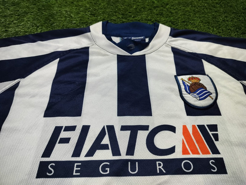 Camiseta Astore Real Sociedad # 24 Oskar * (Usado)
