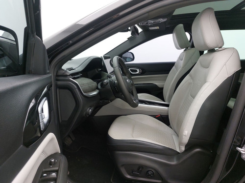 Jeep Commander 1.3 T270 TURBO FLEX OVERLAND AT6