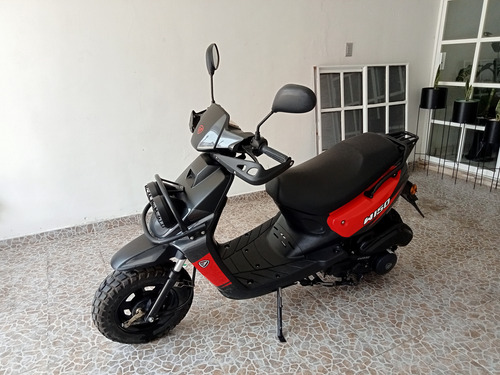 Motoneta Poco Uso, Original Nunca Chocada, Sin Golpes