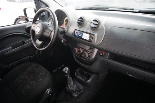 Fiat Uno 1.0 EVO VIVACE 8V FLEX 4P MANUAL