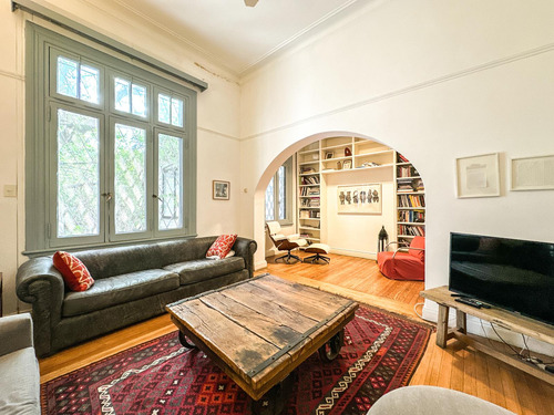 Casa Reciclada En El Casco Historico De San Isidro - 4 Dorm