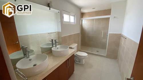Imagen 12 de 17 de Casa Amueblada En Renta Natura Residencial León Gt