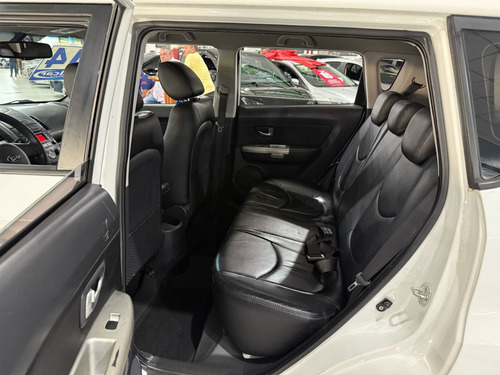 Kia Soul 1.6 EX 16V FLEX 4P AUTOMÁTICO