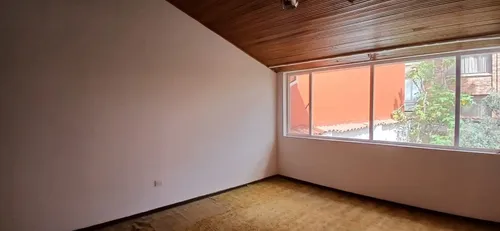 Casa En Arriendo/venta En Santa Paula. Cod A16350