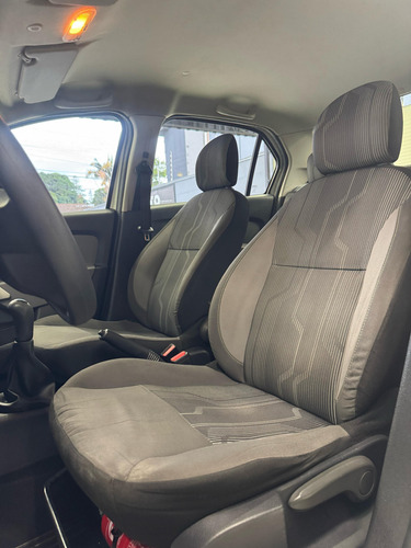 Renault Logan 1.6 8V