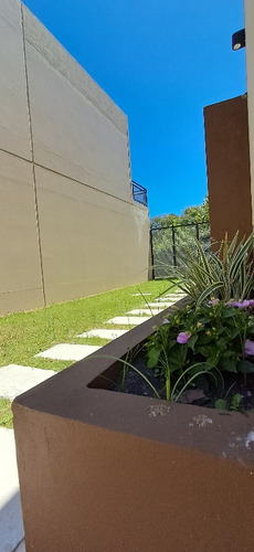 Venta Casa Lomas De Solymar Sur 3 Dormitorios 2 Baños