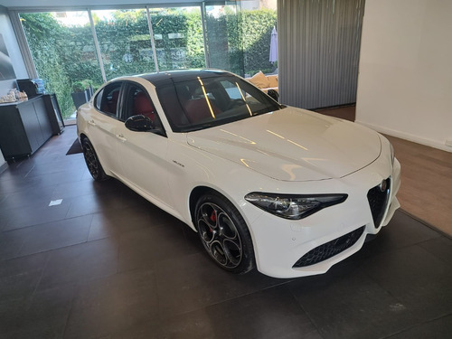 Alfa Romeo Giulia 2.0 280cv Veloce