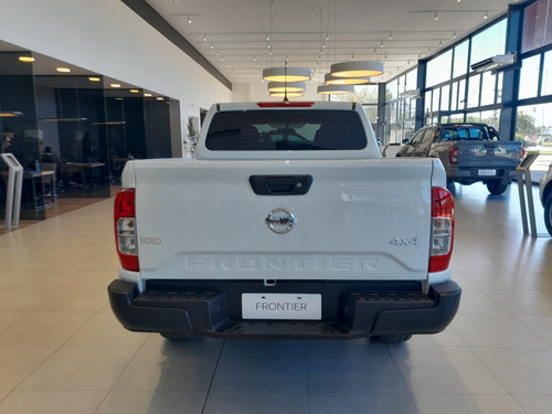 Nissan Frontier 2.3 S Cd 4x4 Mt