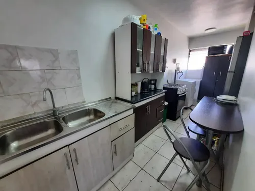 Vendo Departamento Metro Grecia Vende Su Dueña.