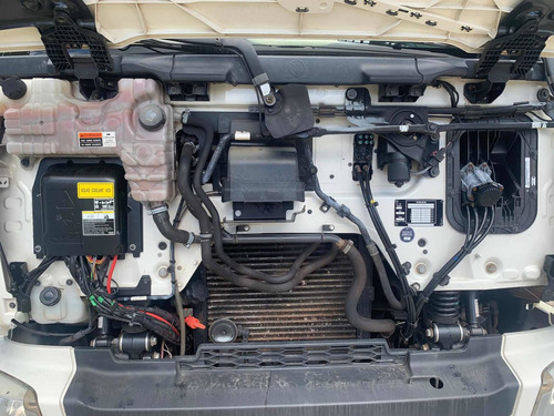 Imagem 6 de 9 de Volvo Vm 270 Automático