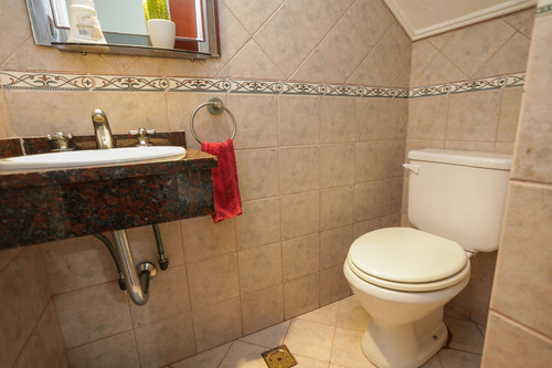 Departamento Ph En Venta En Monte Castro, Capital Federal, Buenos Aires