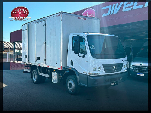 Caminhão Mercedes-bens Accelo 815 - 2018 Com Baú Seco