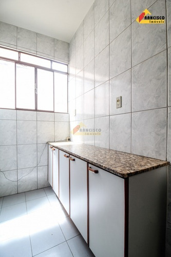 Imagem 14 de 23 de Casa Para Aluguel, 4 Quartos, 2 Suítes, 2 Vagas, Vila Cruzeiro - Divinópolis/mg - 46285
