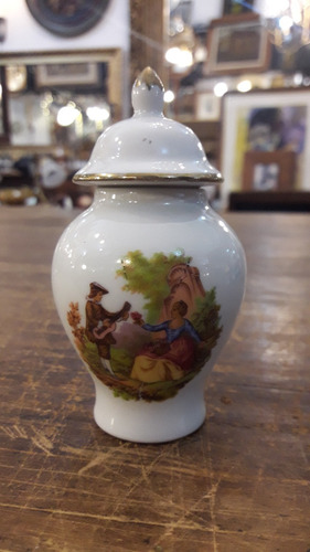 Antiguo Jarron Tibor De Porcelana Chiquito- Escena Romantica (Usado)