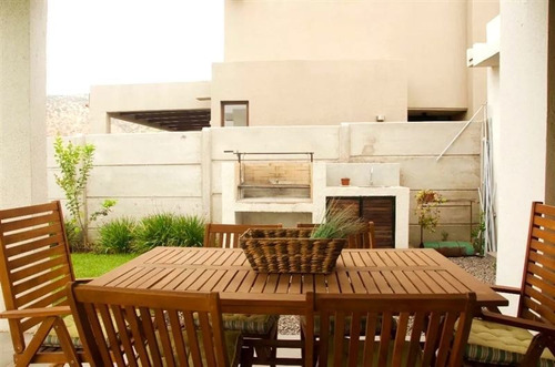 Imagen 5 de 14 de Casa En Arriendo De 4 Dorm. En Colina