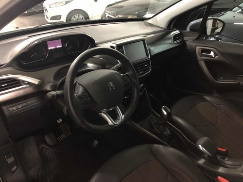 Peugeot 2008 1.6 Feline 2016