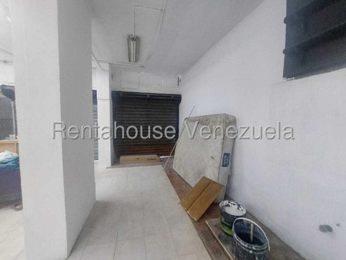 Local En Alquiler\ Los Dos Caminos Mg 5-8483