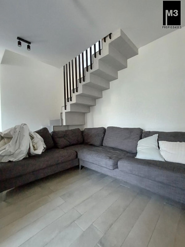 Venta Dpto. Triplex 3d/3b + Serv., Estadio Croata