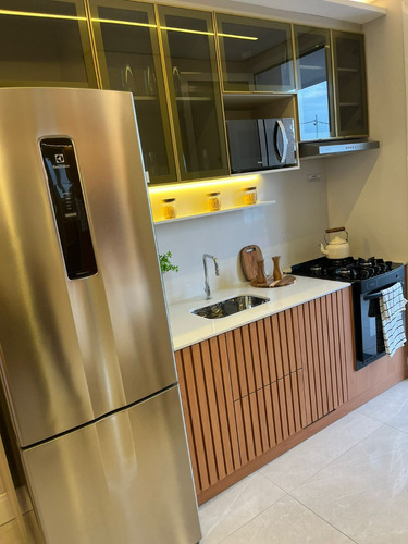 Apartamento Á Venda Com Entrada A Partir De 800 Reais Dentro Do Programa Minha Casa Minha Vida, Próximo A Estação E Fácil Acesso As Avenidas E Rodovias Principais, Condomínio Clube Completo , Piscina