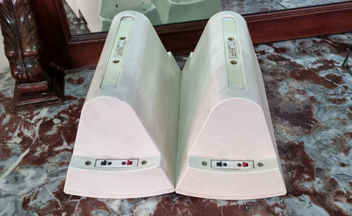 Bose Parlantes Satelites Modelo 100 Blancos Par (Usado)