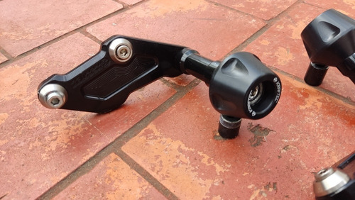 Imagen 4 de 5 de Sliders Ktm Duke 390