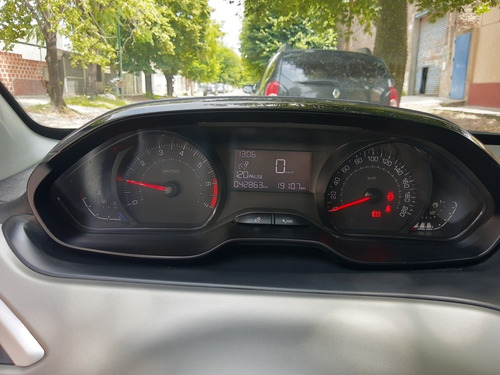 Peugeot 2008 1.6 Allure 2017