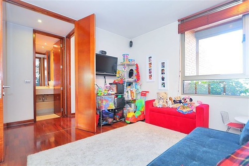 Imagen 21 de 30 de Departamento En Venta De 4 Dorm. En Vitacura