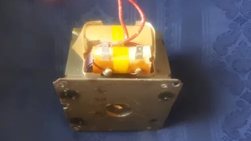 Transformador 120 V 60 Hz (Usado)