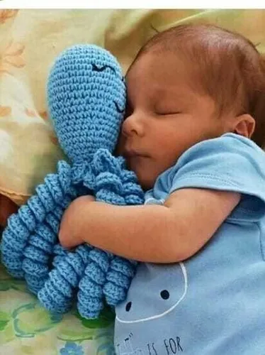 Pulpo O Medusa Tejida A Mano