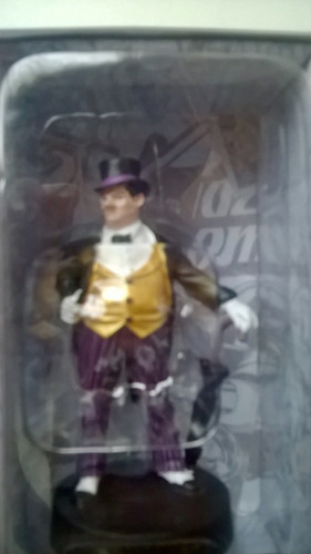 Figura Penguin De Resina Coleccion Dc Comics