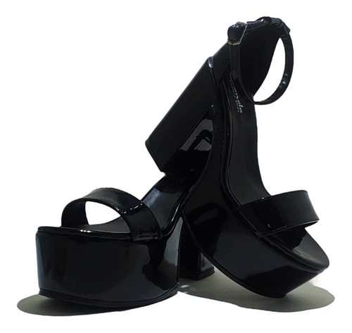 Imagen 1 de 5 de Sandalias Sasha Charol Black
