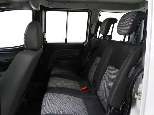 Imagem 9 de 11 de Doblò 1.8 Mpi Essence 16v Flex 4p Manual