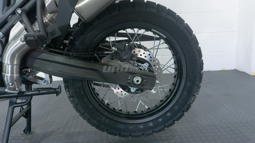 Imagen 5 de 23 de Voge 650 Dsx Moto Touring Baules Incluidos Llantas A Rayos