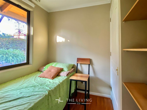 Casa En Arriendo De 4 Dorm. En Lo Barnechea