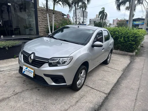 Renault Logan 1.6 Expression / Life +
