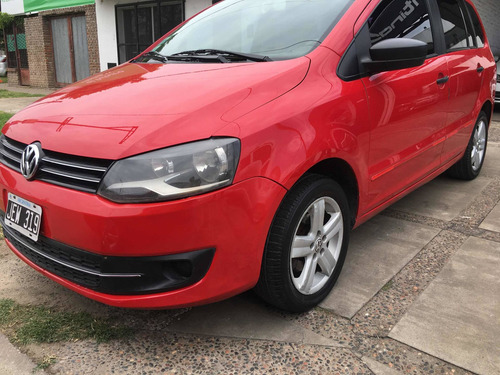 Imagen 2 de 8 de Volkswagen Suran 2010 1.6 Comfortline 101cv 11a
