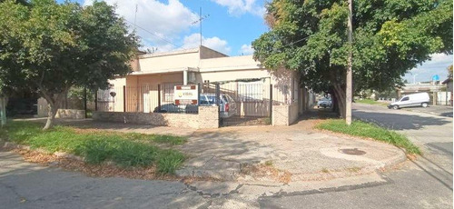 Casa En Venta En El Palomar